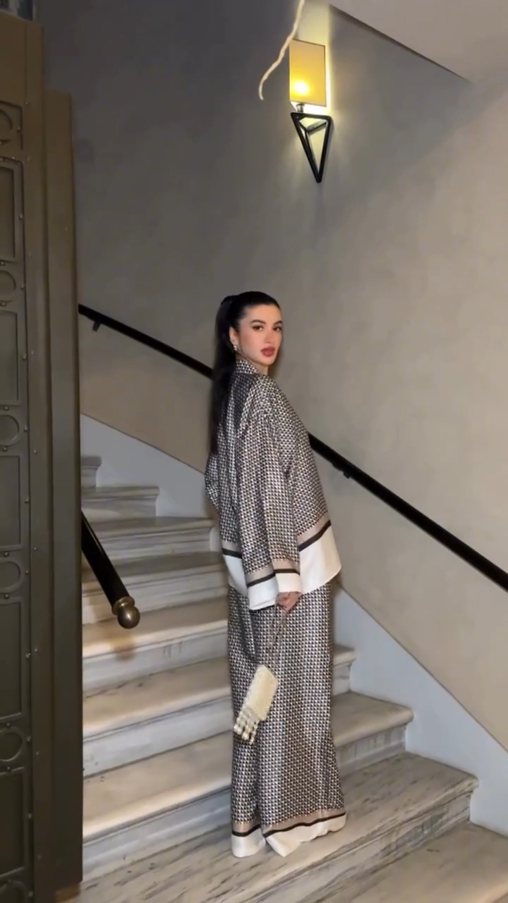 Geometric Print Oversized Shirt & Wide-Leg Pants Two-Piece Set